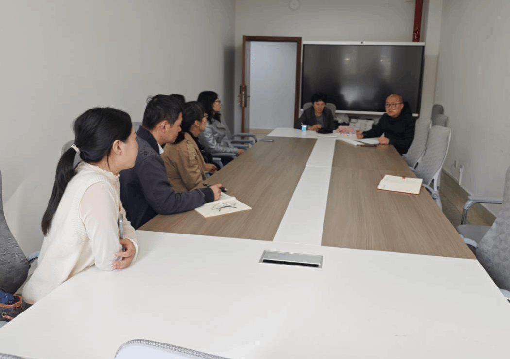 学院召开资产评估专业导师座谈会